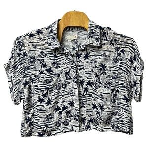 April Kiss NWT Women’s Short Sleeve Button Down Tropical Linen Blend Top  Sz XL‎